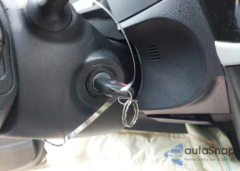 2015 Toyota Corolla Le Eco из США, поврежденный, VIN 2T1BPRHE8FC458263